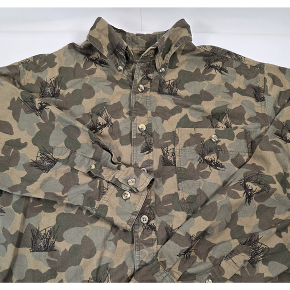Wrangler Rugged Wear Camo Long Sleeve Button Up Shirt Size M All Over Dog Print - Picture 1 of 12
